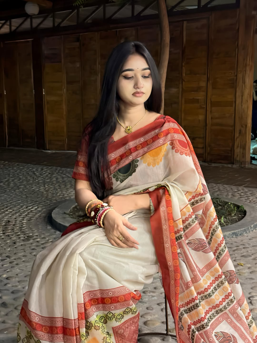 ডিজিটাল প্রিন্টেড সফট সিল্ক শাড়ি – (কোড 66) (Copy) - Image 2